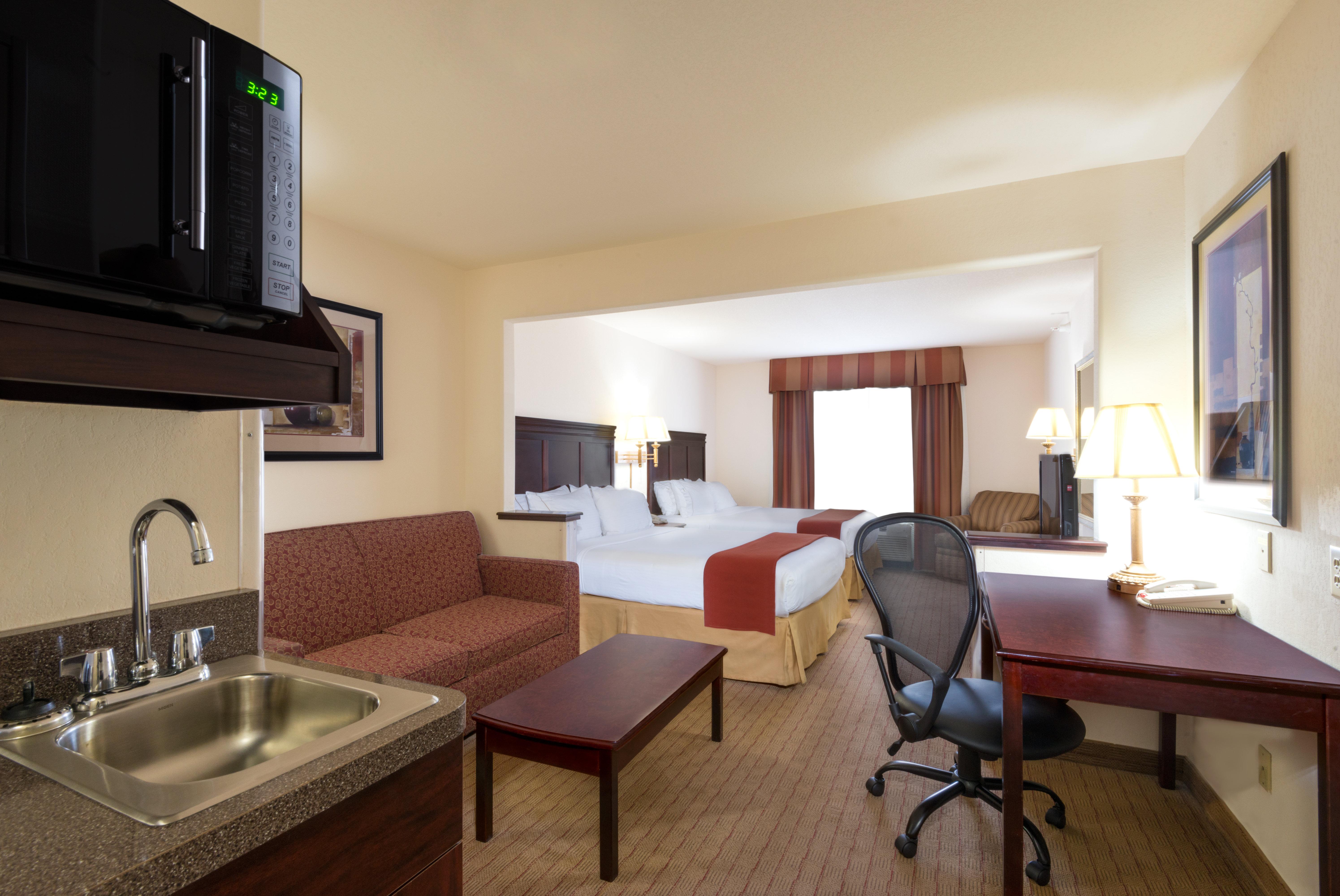Holiday Inn Express Hotel & Suites Evanston By Ihg Exterior foto