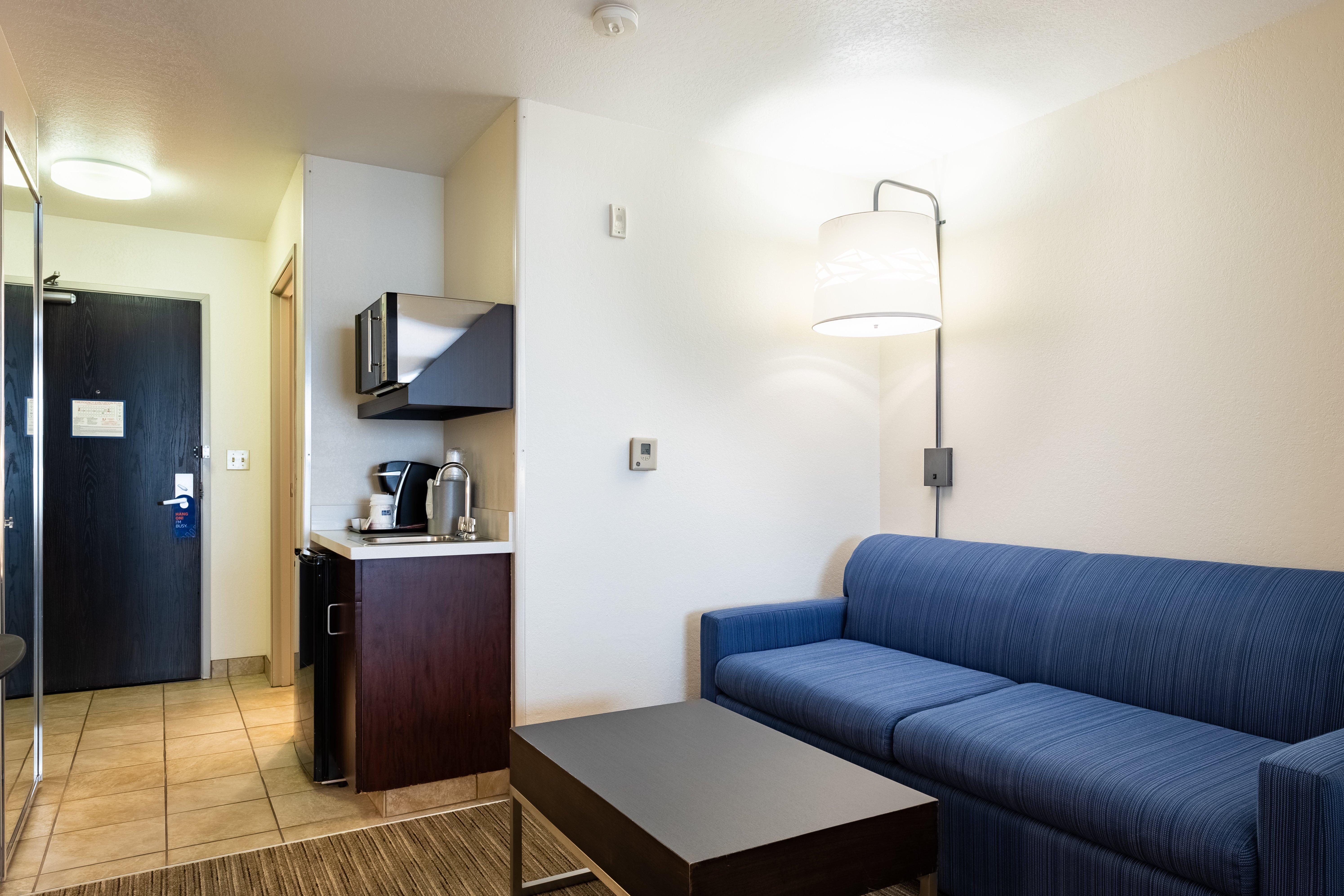 Holiday Inn Express Hotel & Suites Evanston By Ihg Exterior foto