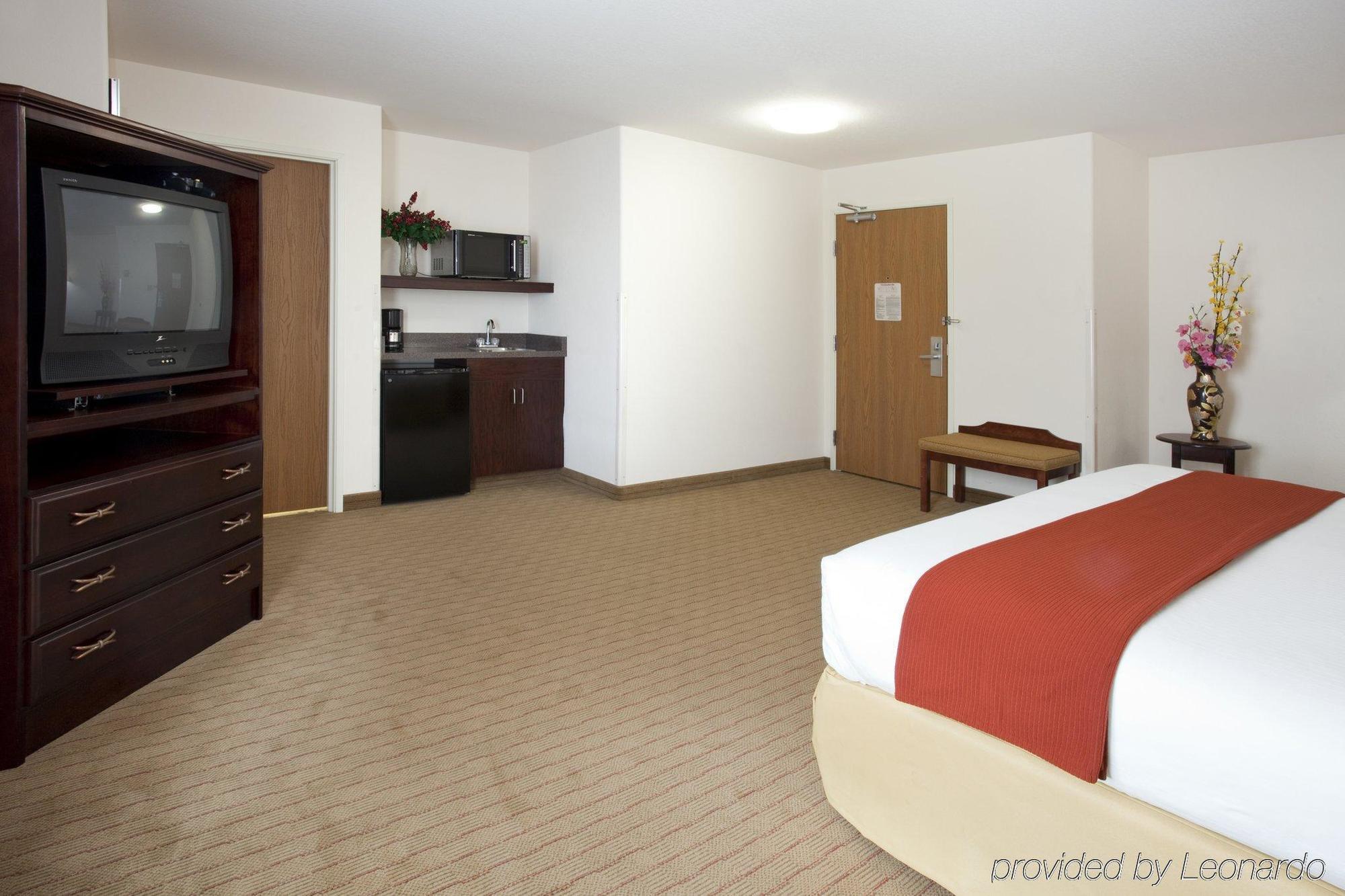 Holiday Inn Express Hotel & Suites Evanston By Ihg Quarto foto